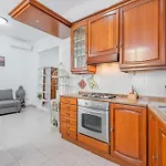 Casa Roma - Vale\'S Little House