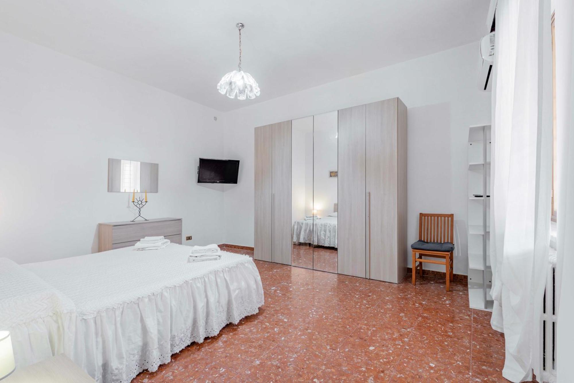 Casa - Vale's Little House Rom